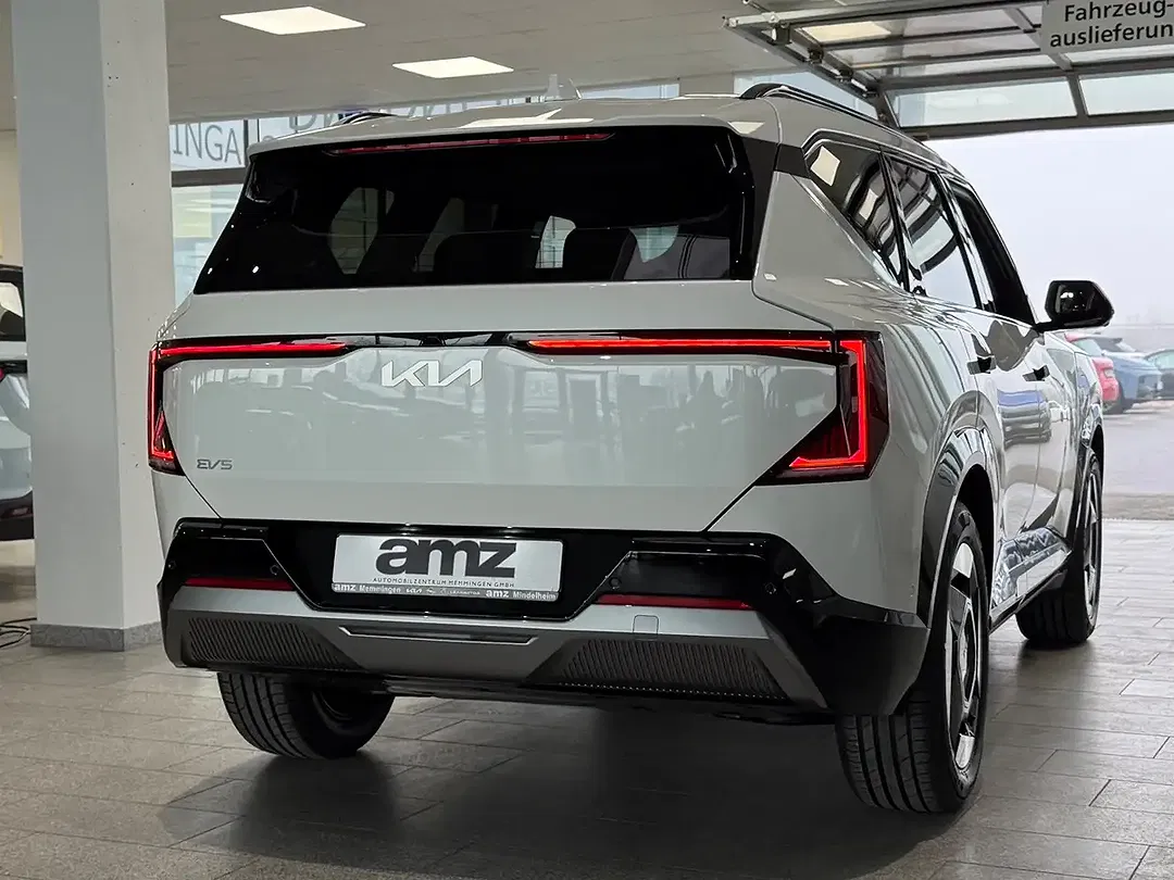 Kia EV5 - Thumbnail 5