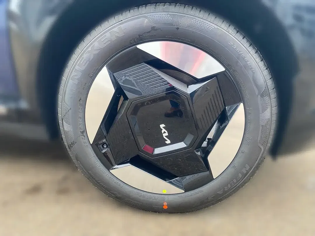 Kia EV5 - Thumbnail 8
