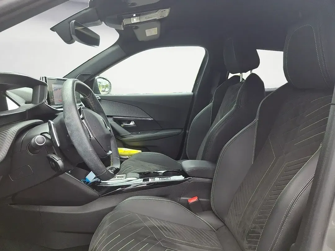 Peugeot 2008 - Thumbnail 7