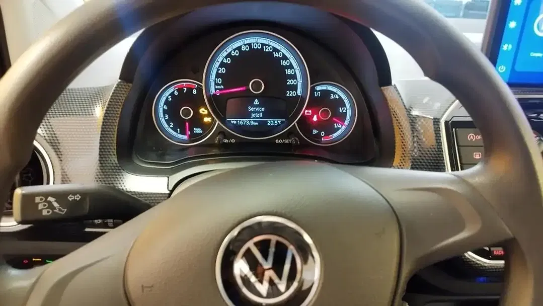 Volkswagen up! - Thumbnail 11