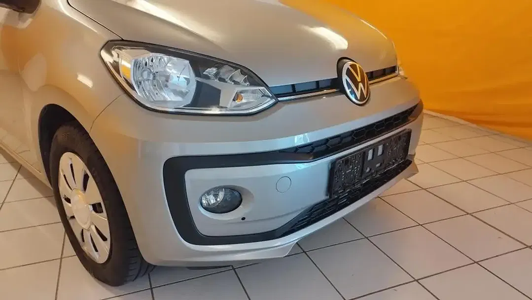 Volkswagen up! - Thumbnail 3
