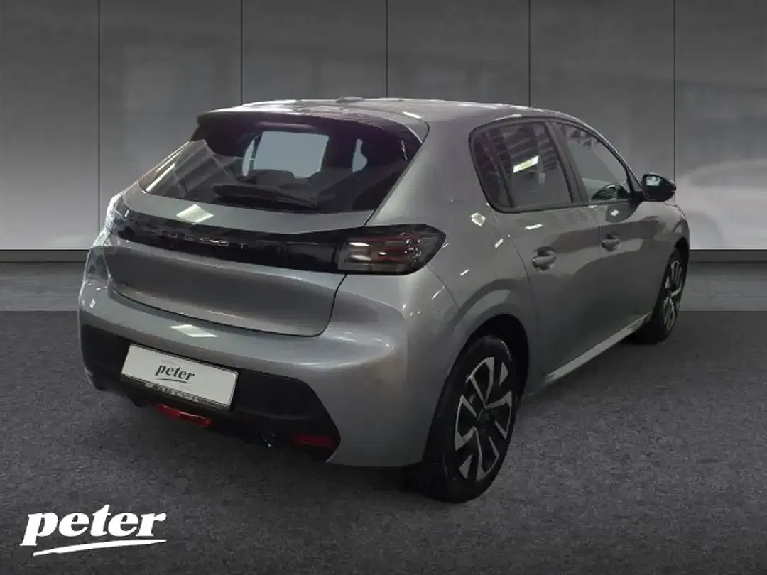 Peugeot 208 - Thumbnail 3
