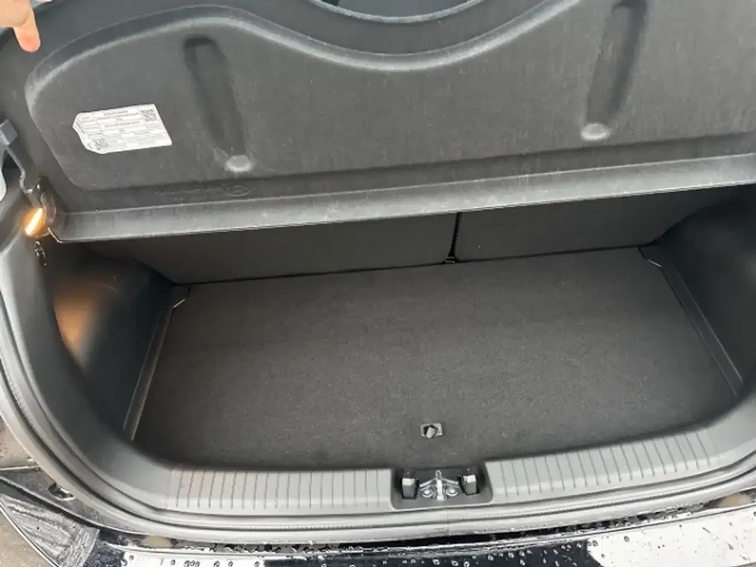 Hyundai i10 - Thumbnail 12
