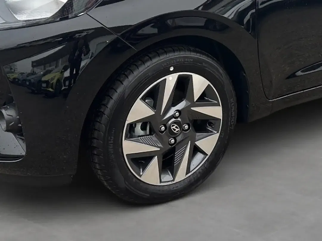 Hyundai i10 - Thumbnail 6