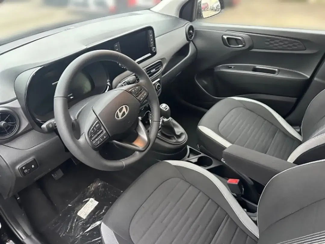 Hyundai i10 - Thumbnail 7