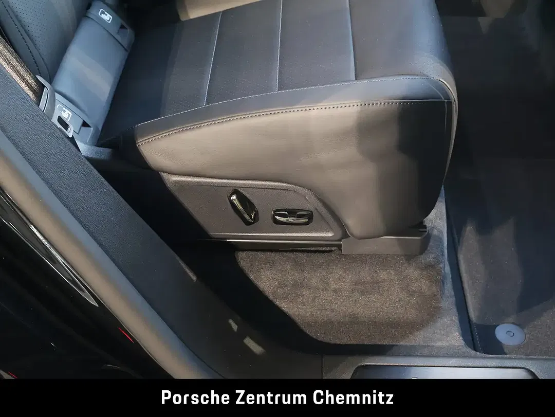 Porsche Cayenne - Thumbnail 33