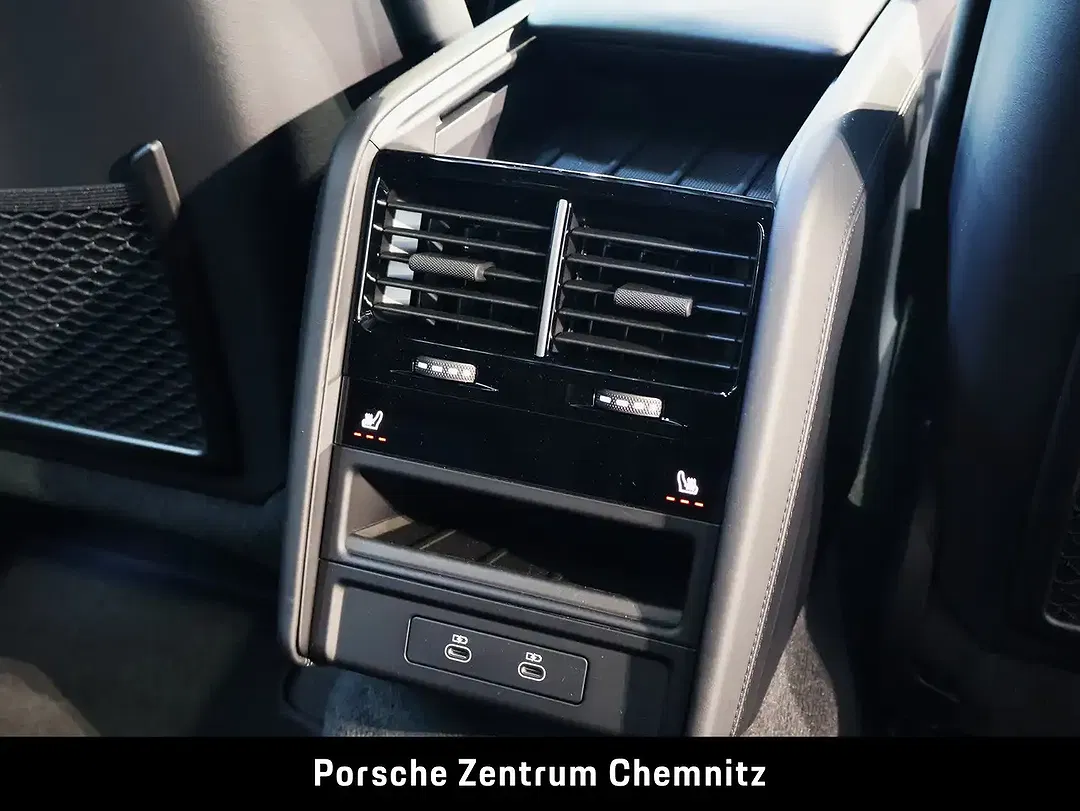 Porsche Cayenne - Thumbnail 34