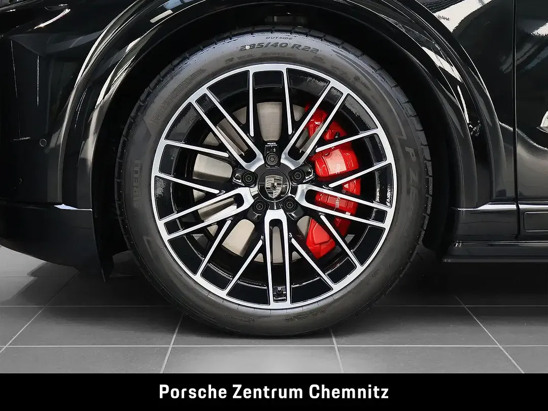 Porsche Cayenne - Thumbnail 6