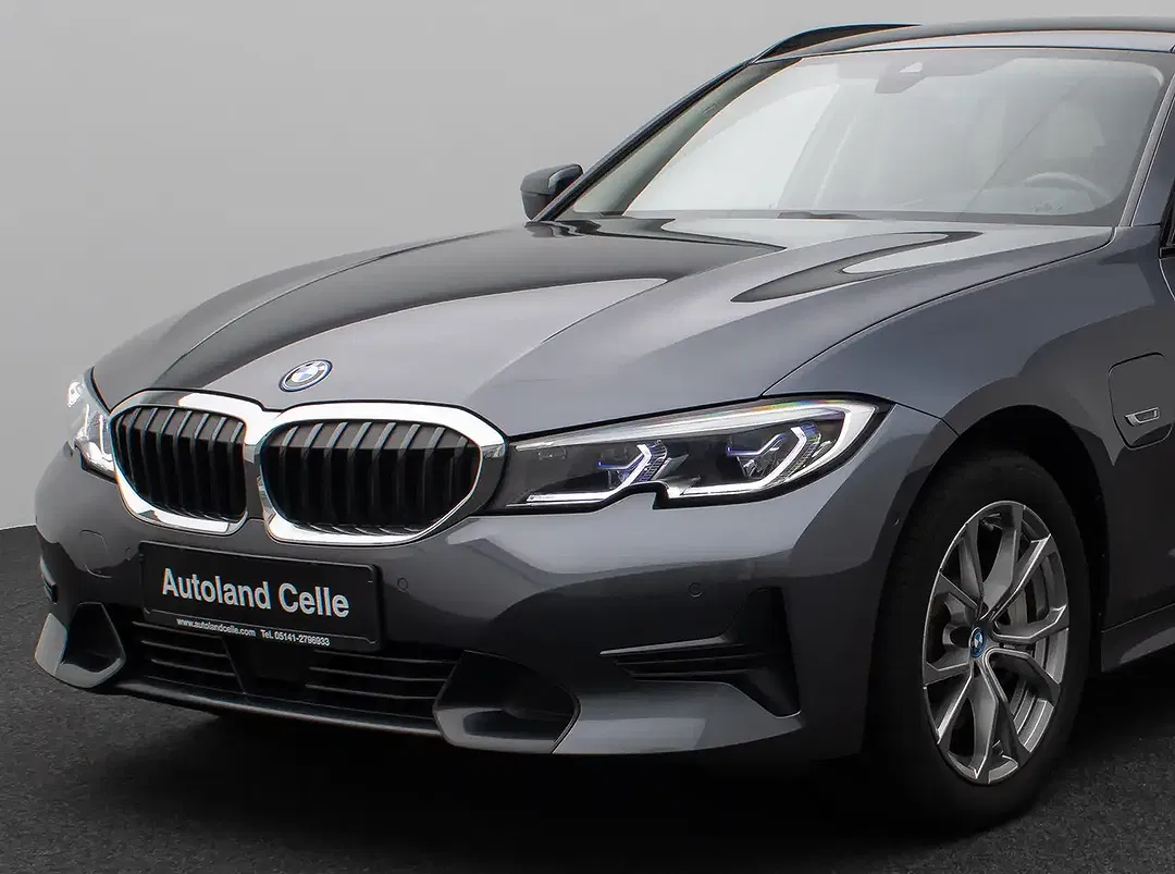 BMW 330 - Thumbnail 17