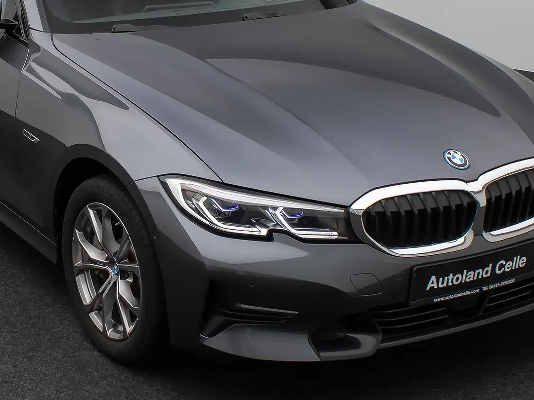 BMW 330 - Thumbnail 18