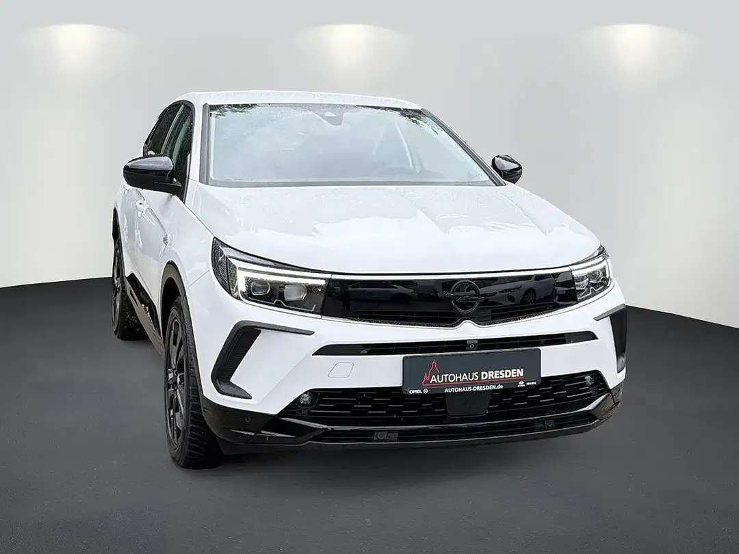 Opel Grandland - Thumbnail 1