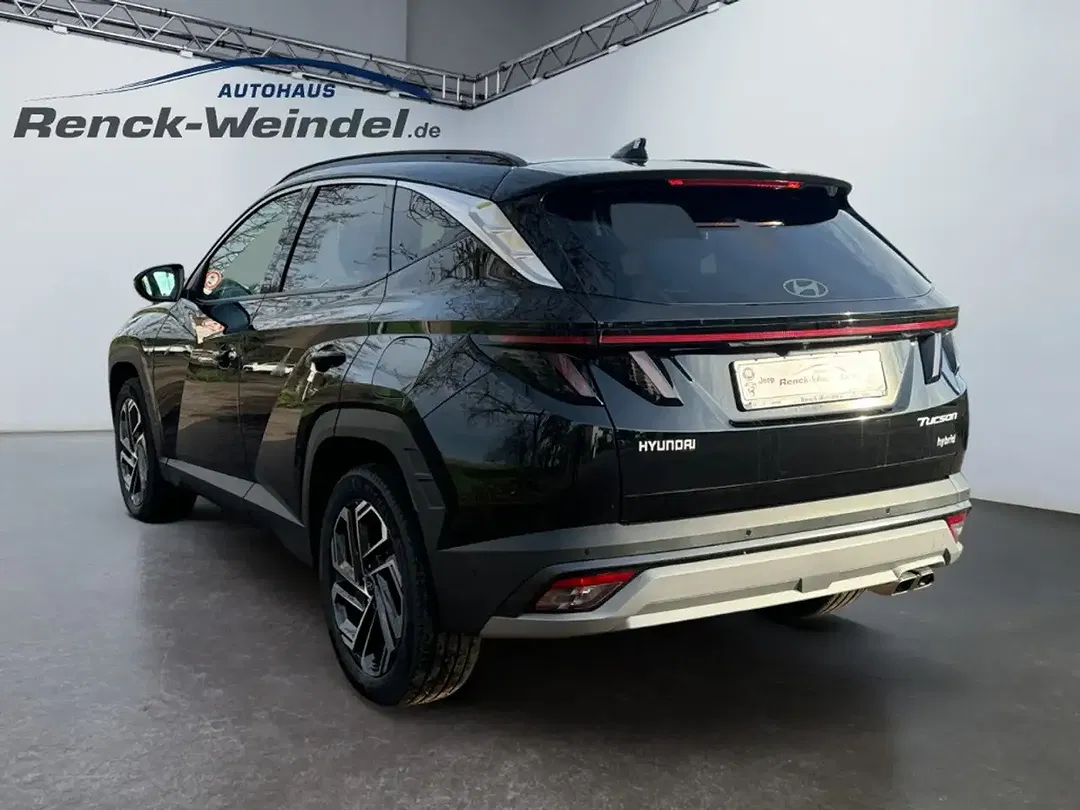 Hyundai TUCSON - Thumbnail 3