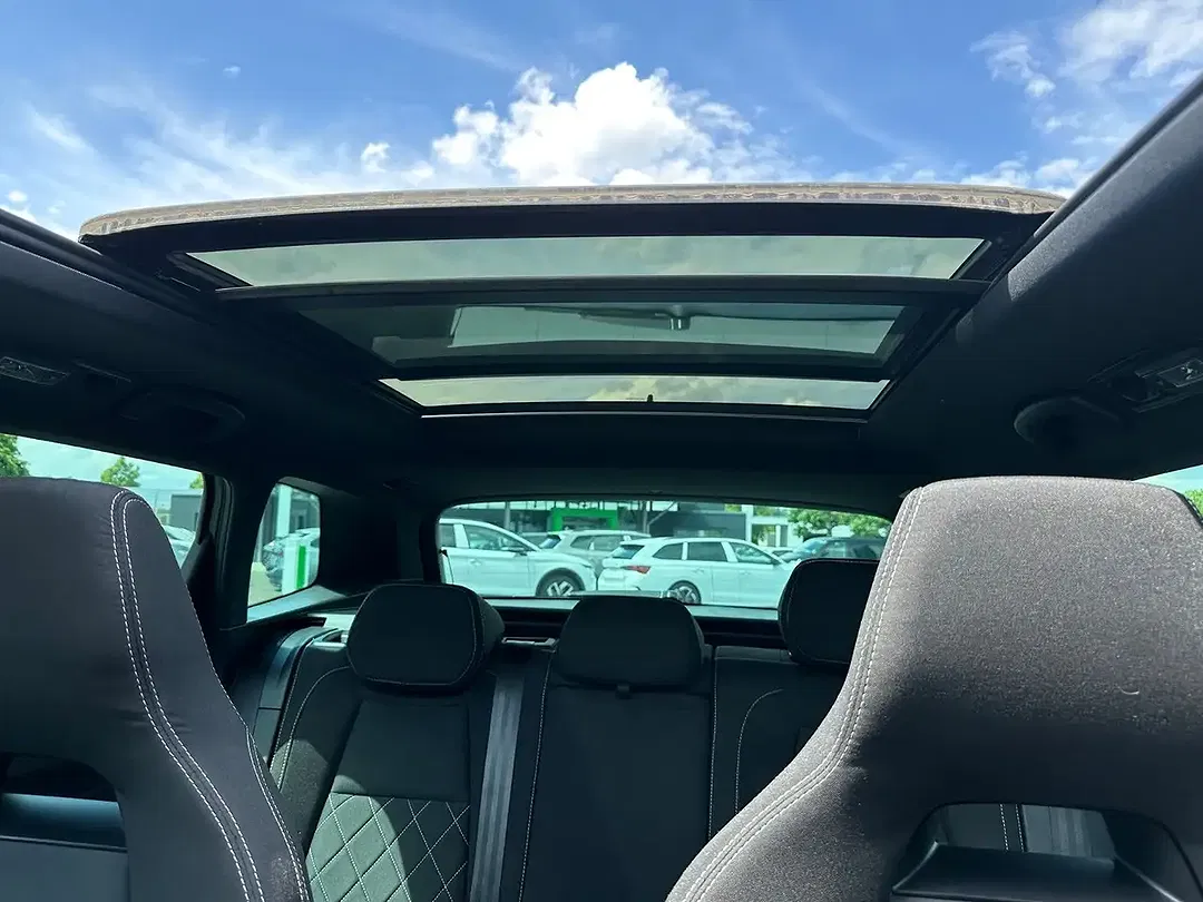 Skoda Karoq - Thumbnail 16