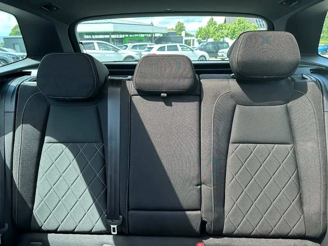 Skoda Karoq - Thumbnail 18