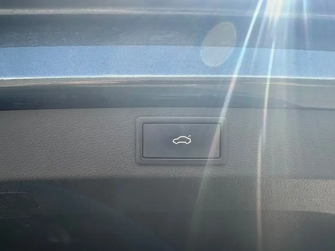 Skoda Karoq - Thumbnail 22