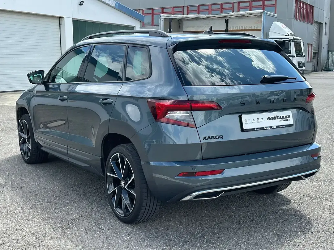 Skoda Karoq - Thumbnail 4