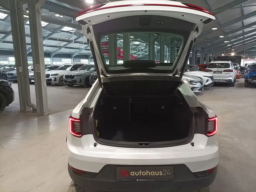 Polestar 2 - Thumbnail 6