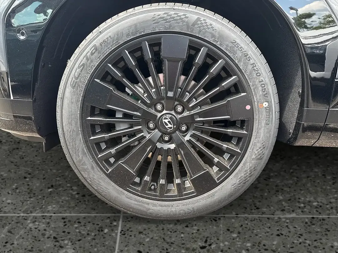 Hyundai SANTA FE - Thumbnail 6