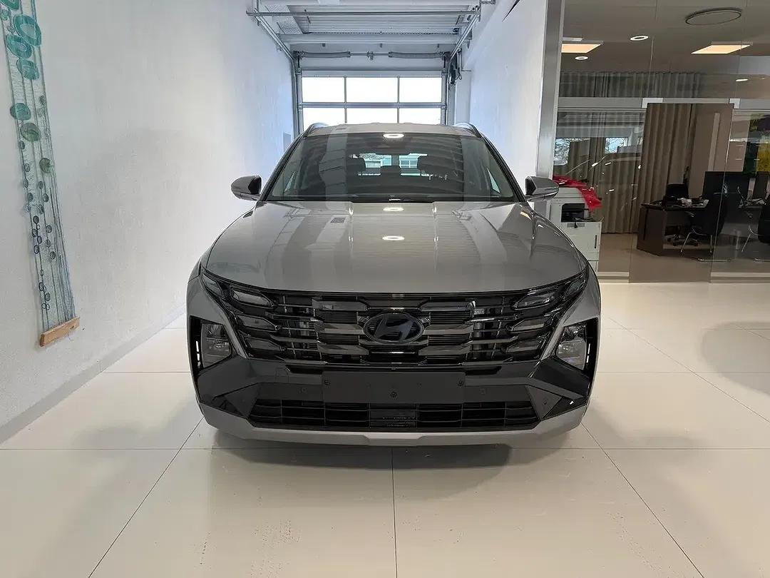 Hyundai TUCSON - Thumbnail 2