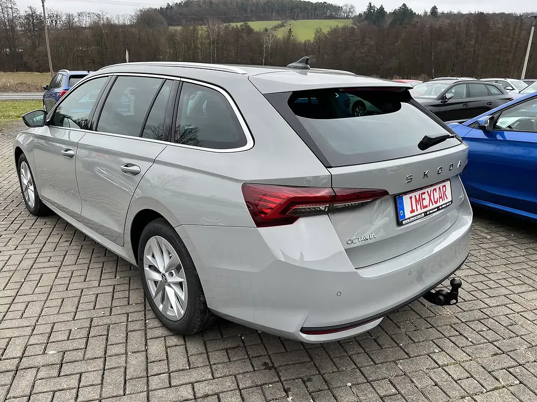 Skoda Octavia - Thumbnail 10
