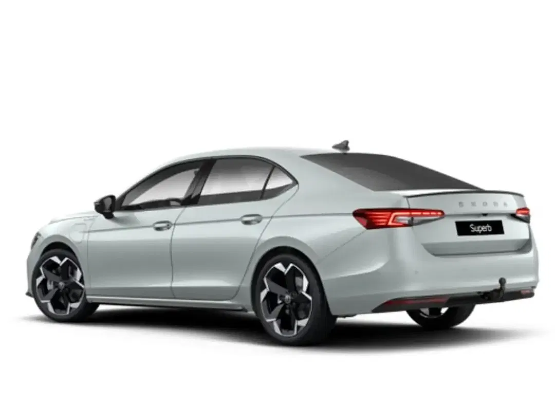 Skoda Superb - Thumbnail 2