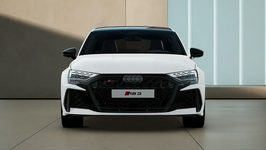 Audi RS3 - Thumbnail 3