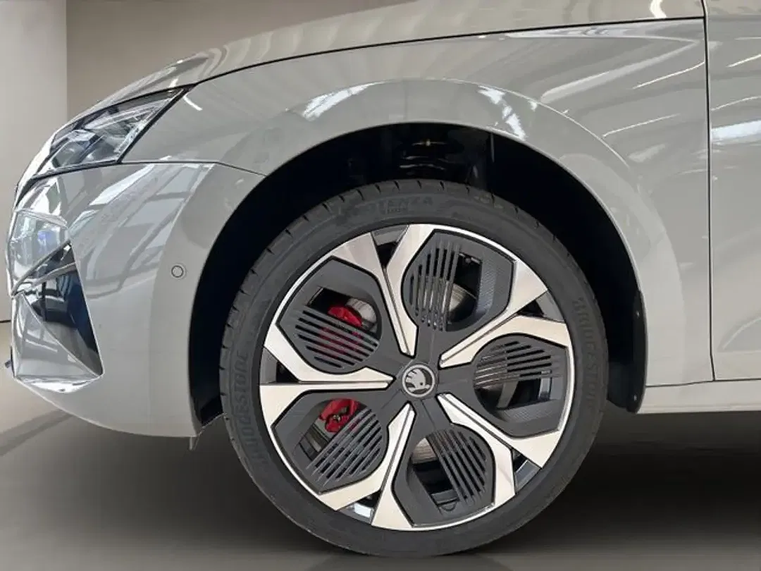 Skoda Octavia - Thumbnail 10