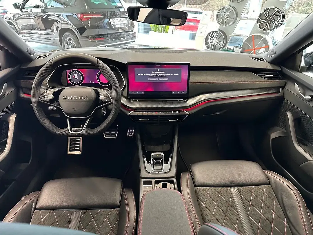 Skoda Octavia - Thumbnail 3