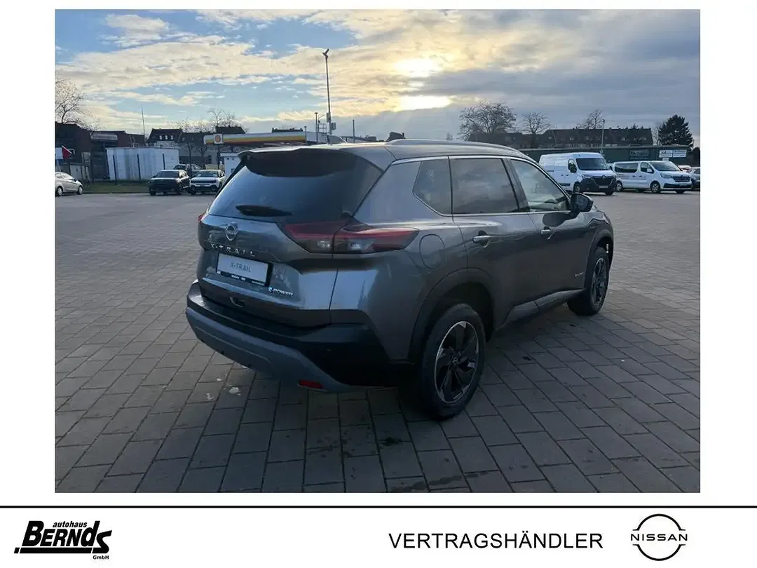 Nissan X-Trail - Thumbnail 5