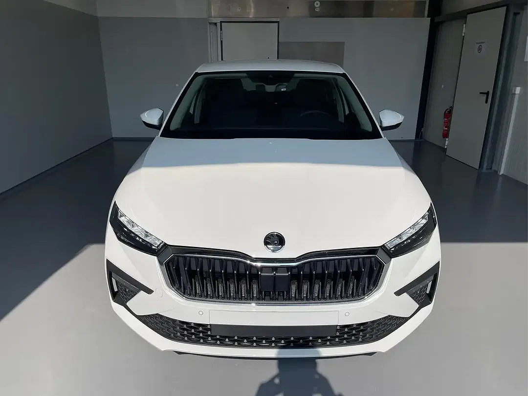 Skoda Scala - Thumbnail 2