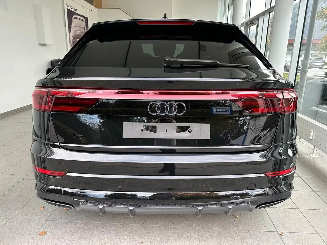 Audi Q8 - Thumbnail 10