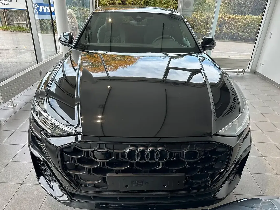 Audi Q8 - Thumbnail 3