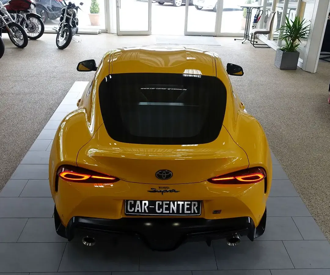 Toyota Supra - Thumbnail 12