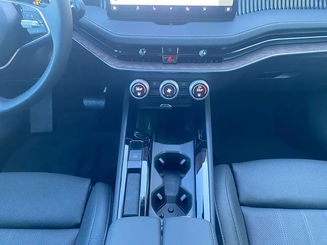 Skoda Superb - Thumbnail 9