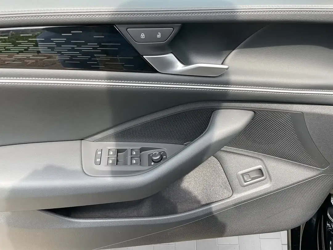 Volkswagen Passat Variant - Thumbnail 12