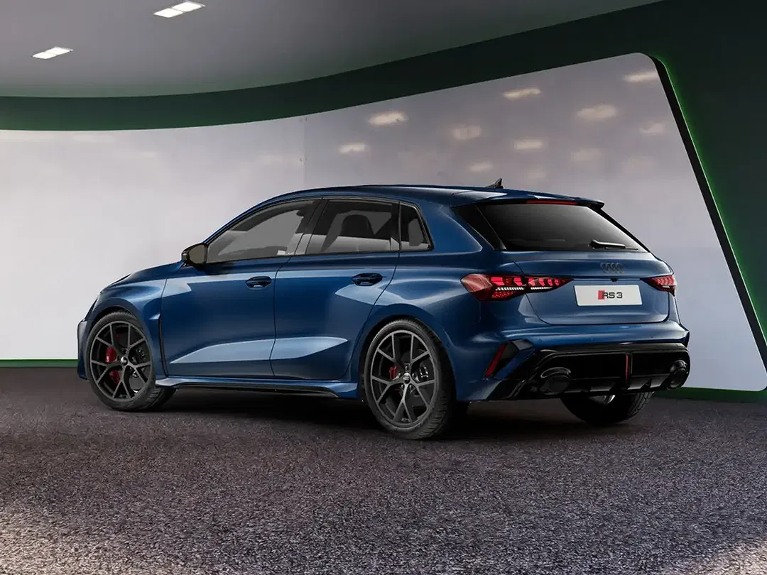 Audi RS3 - Thumbnail 3