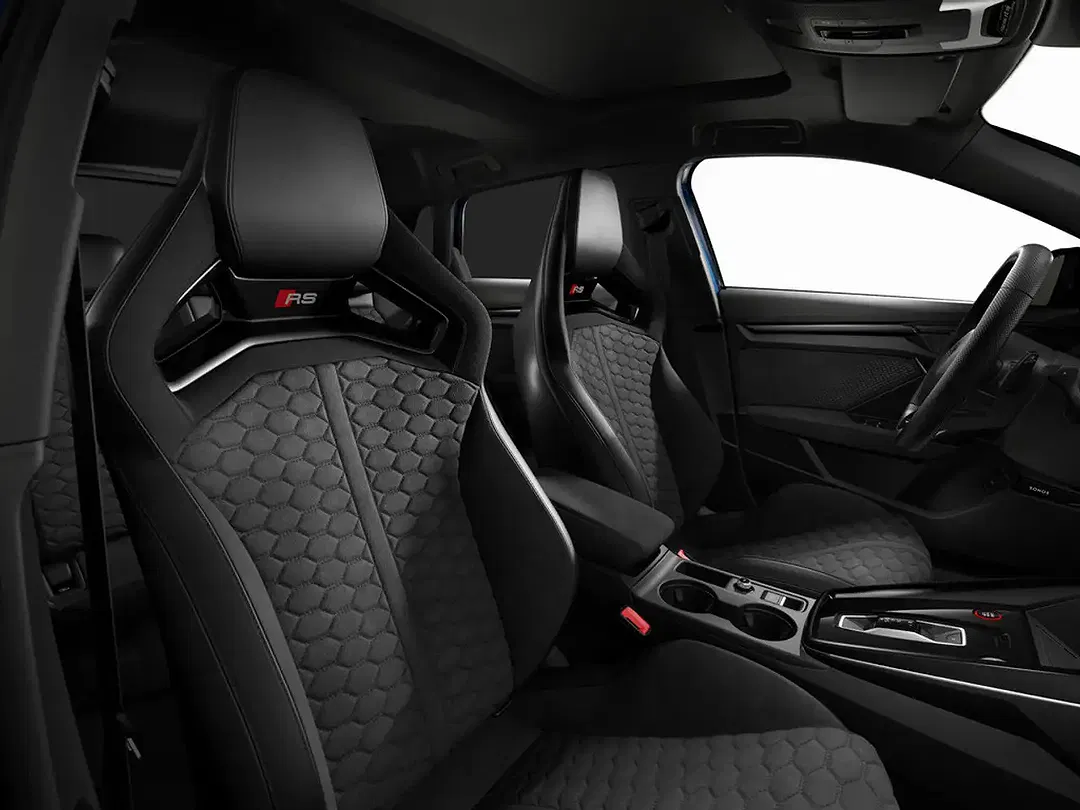 Audi RS3 - Thumbnail 4