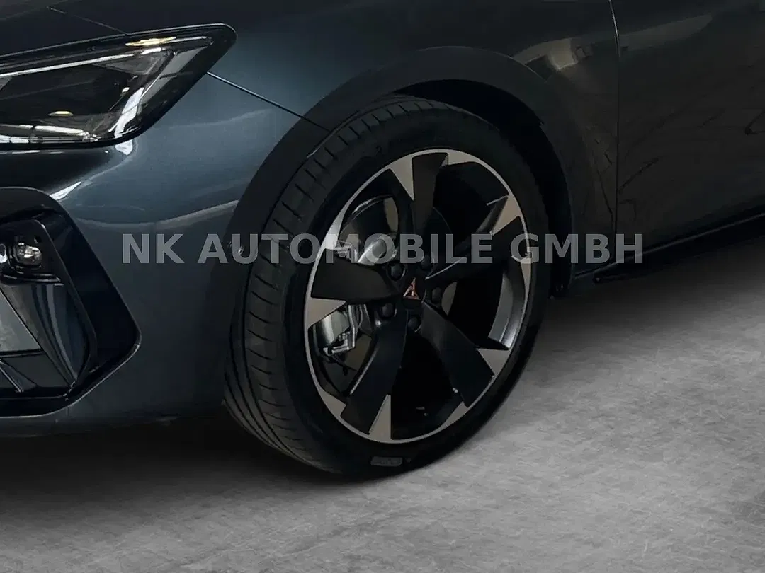 CUPRA Leon - Thumbnail 6