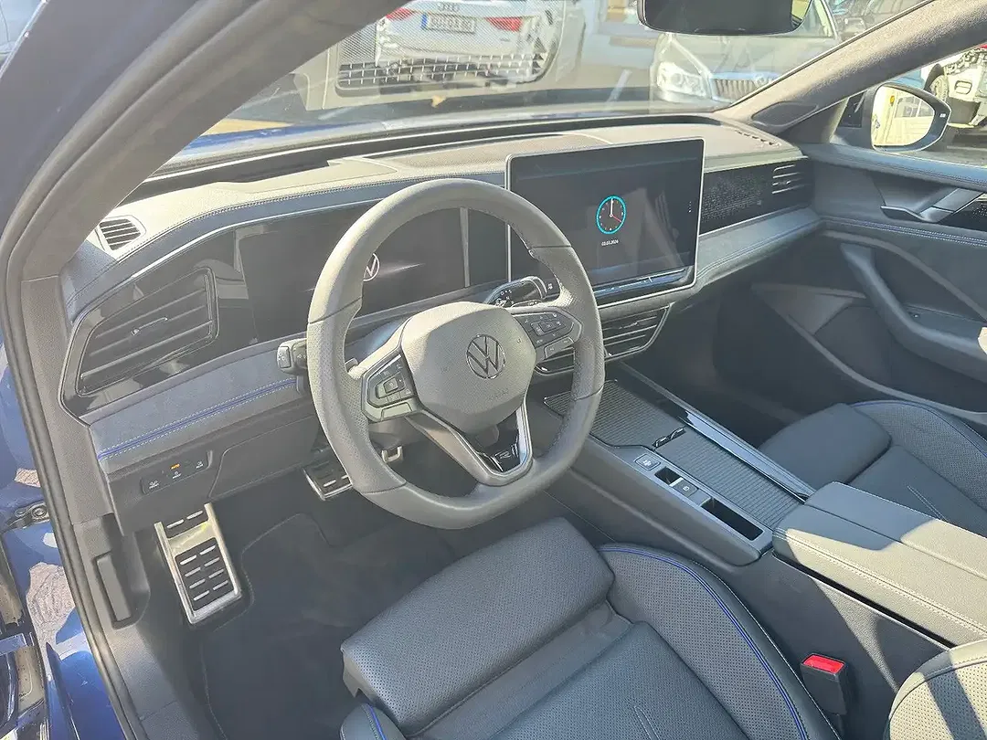 Volkswagen Passat Variant - Thumbnail 10