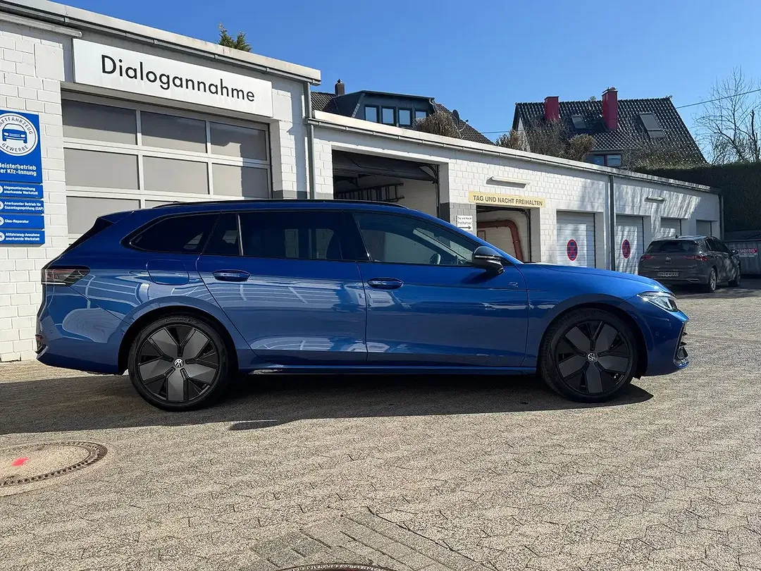 Volkswagen Passat Variant - Thumbnail 4