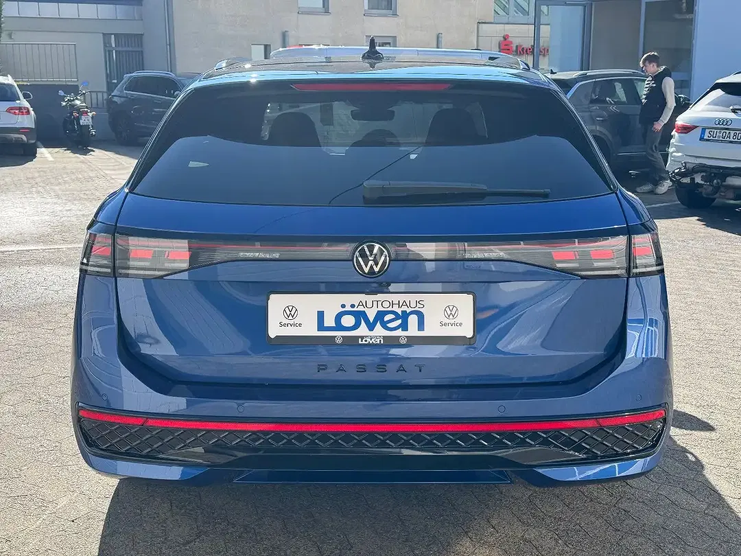 Volkswagen Passat Variant - Thumbnail 6