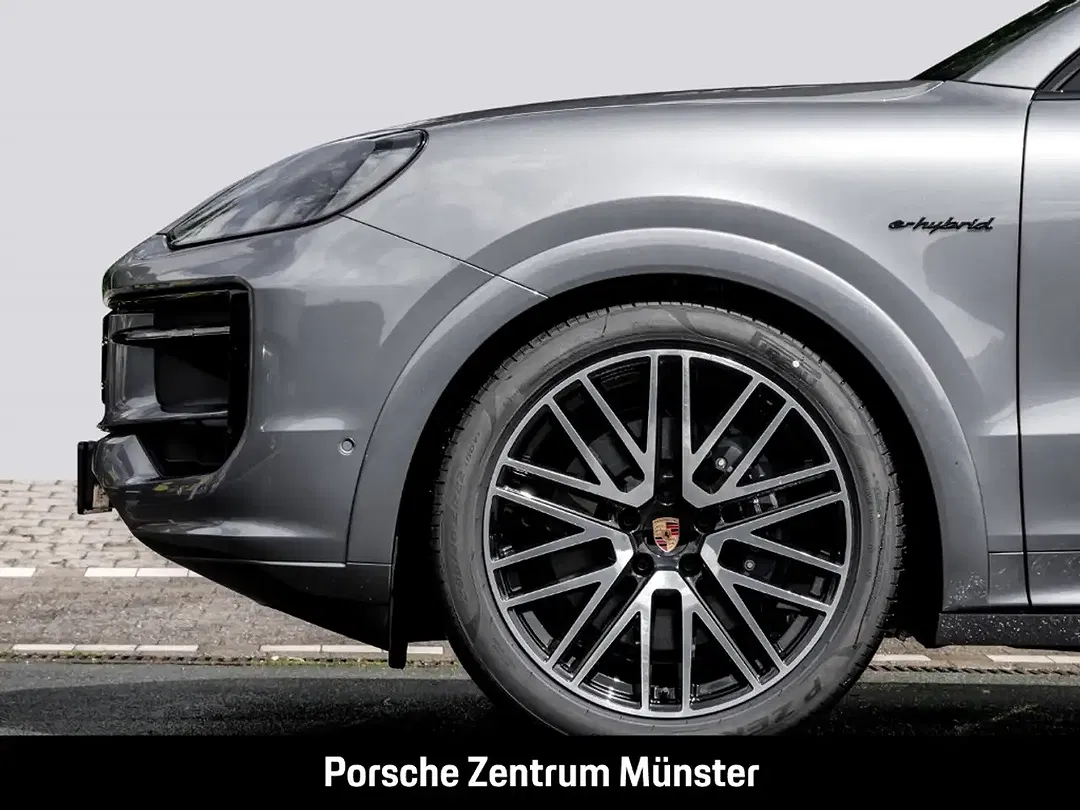 Porsche Cayenne - Thumbnail 6