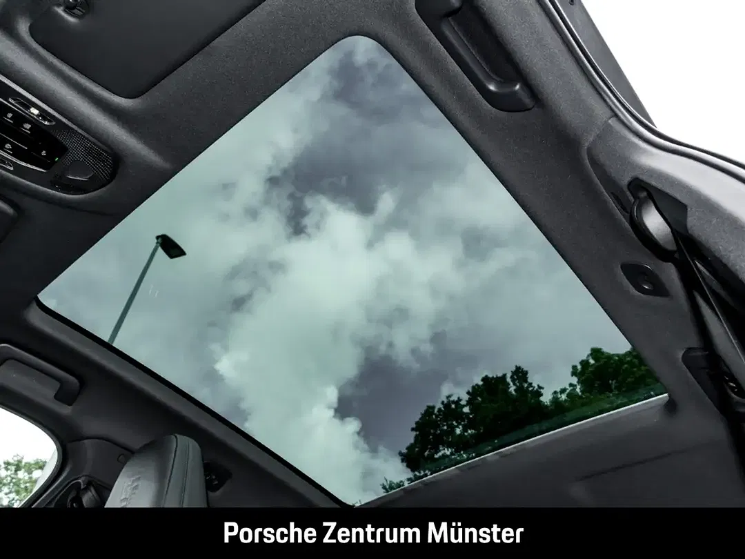 Porsche Cayenne - Thumbnail 9