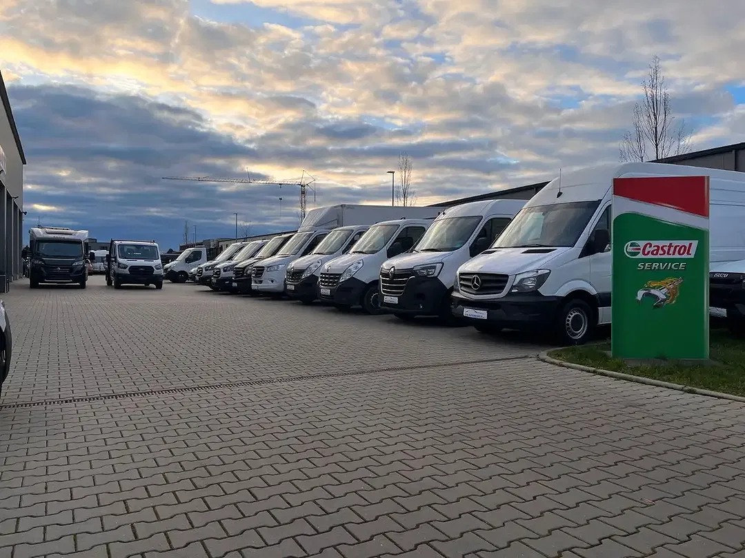 Mercedes-Benz Sprinter - Thumbnail 17