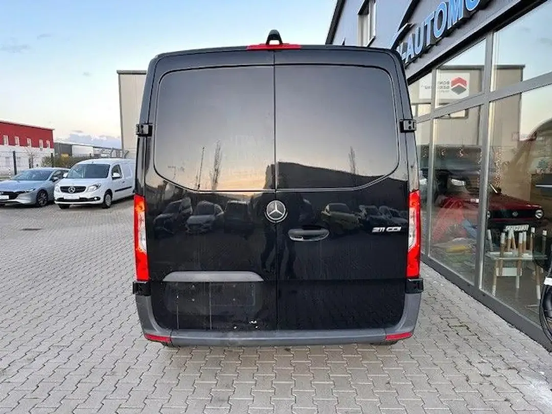 Mercedes-Benz Sprinter - Thumbnail 5