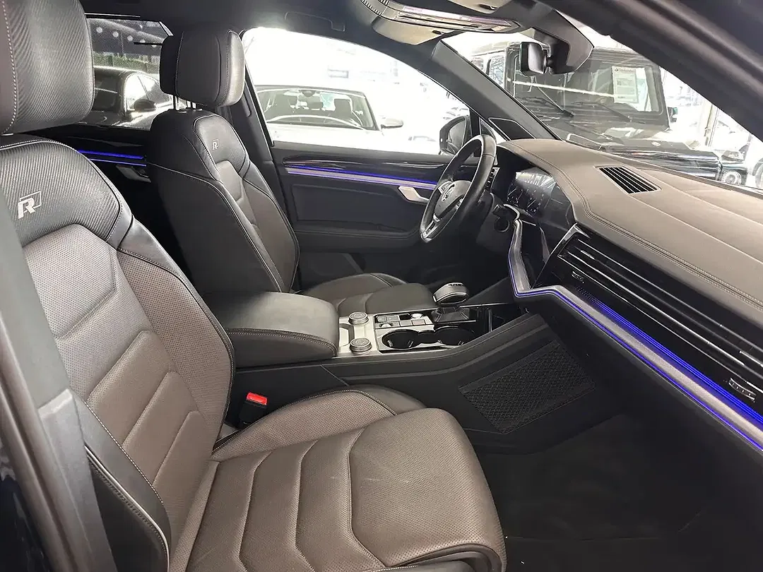 Volkswagen Touareg - Thumbnail 7