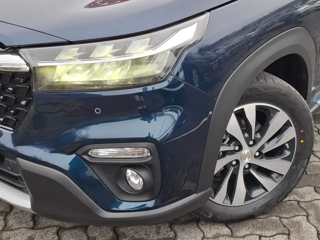 Suzuki S-Cross - Thumbnail 2