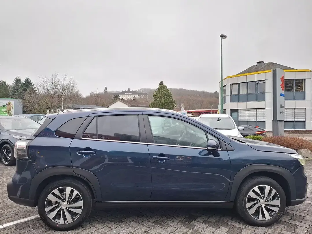 Suzuki S-Cross - Thumbnail 7