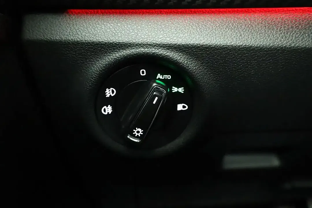 Skoda Kamiq - Thumbnail 8