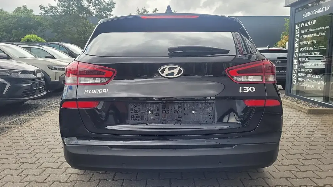 Hyundai i30 - Thumbnail 5